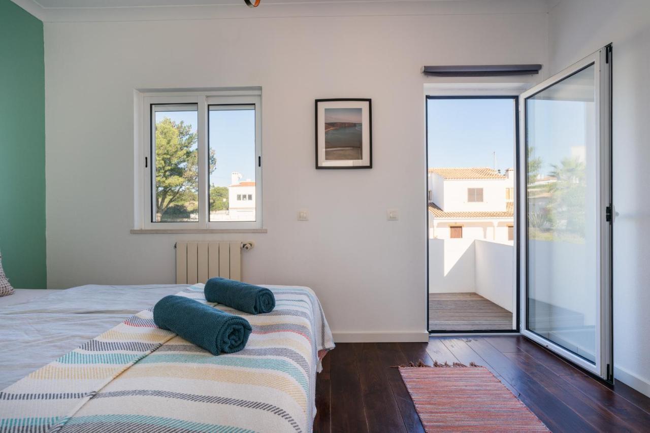 Beach House Clerigo - 2 Unique Apartments Aljezur Exterior photo